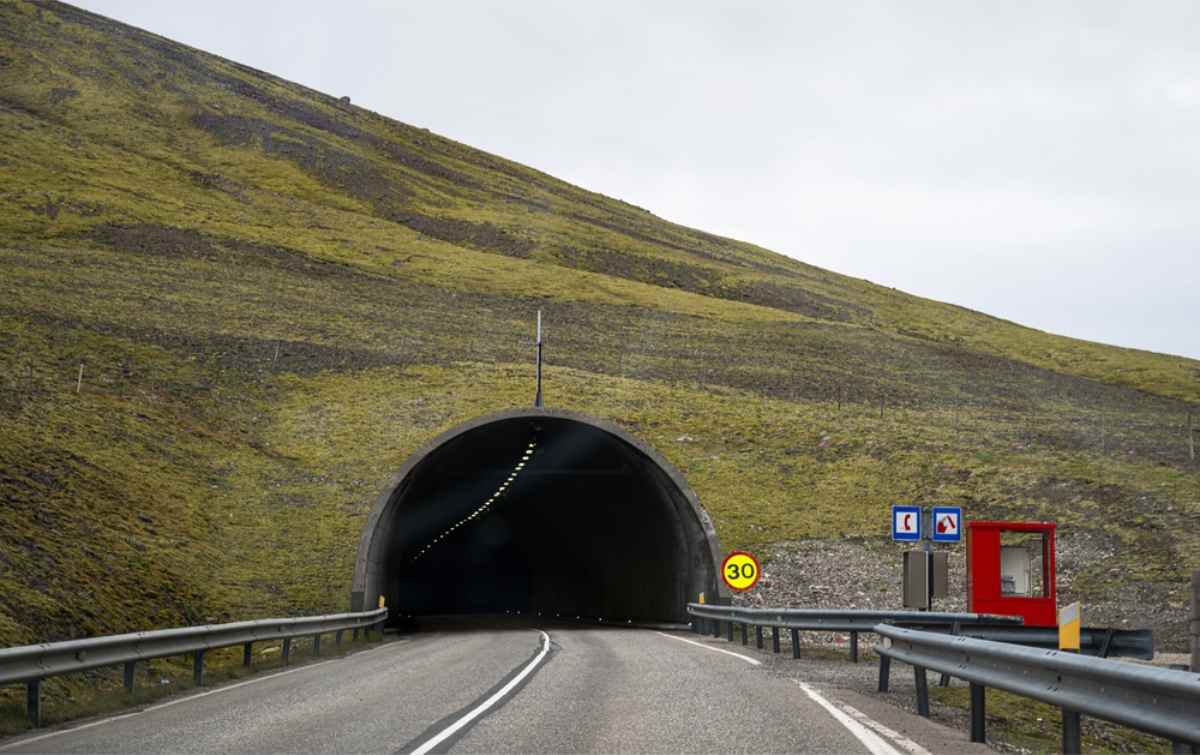 Entrée du principal et unique tunnel à péage d’Islande, dans la région Nord